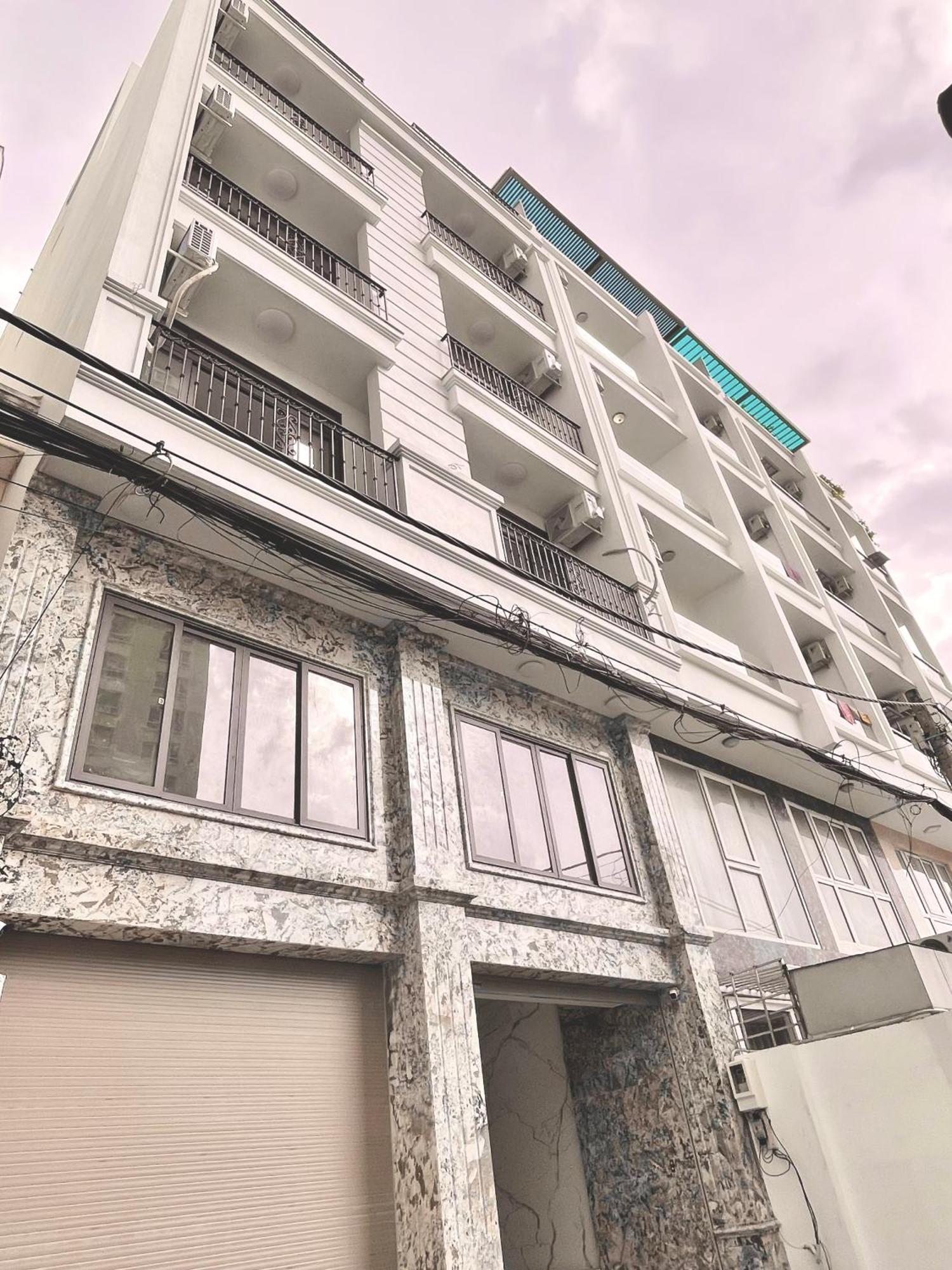 403 Spacious & Modern 1 Bedroom W Balcony View