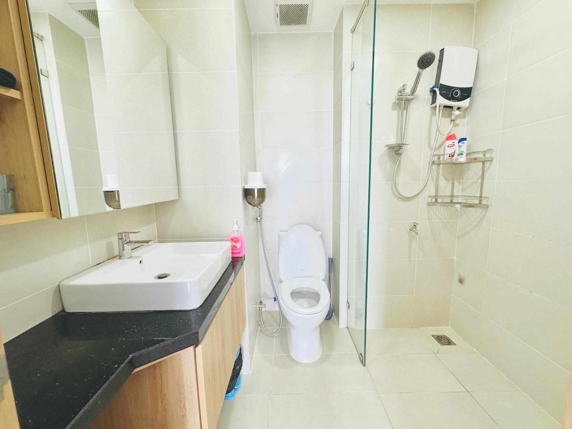 403 Spacious & Modern 1 Bedroom W Balcony View Căn hộ TP. Hồ Chí Minh